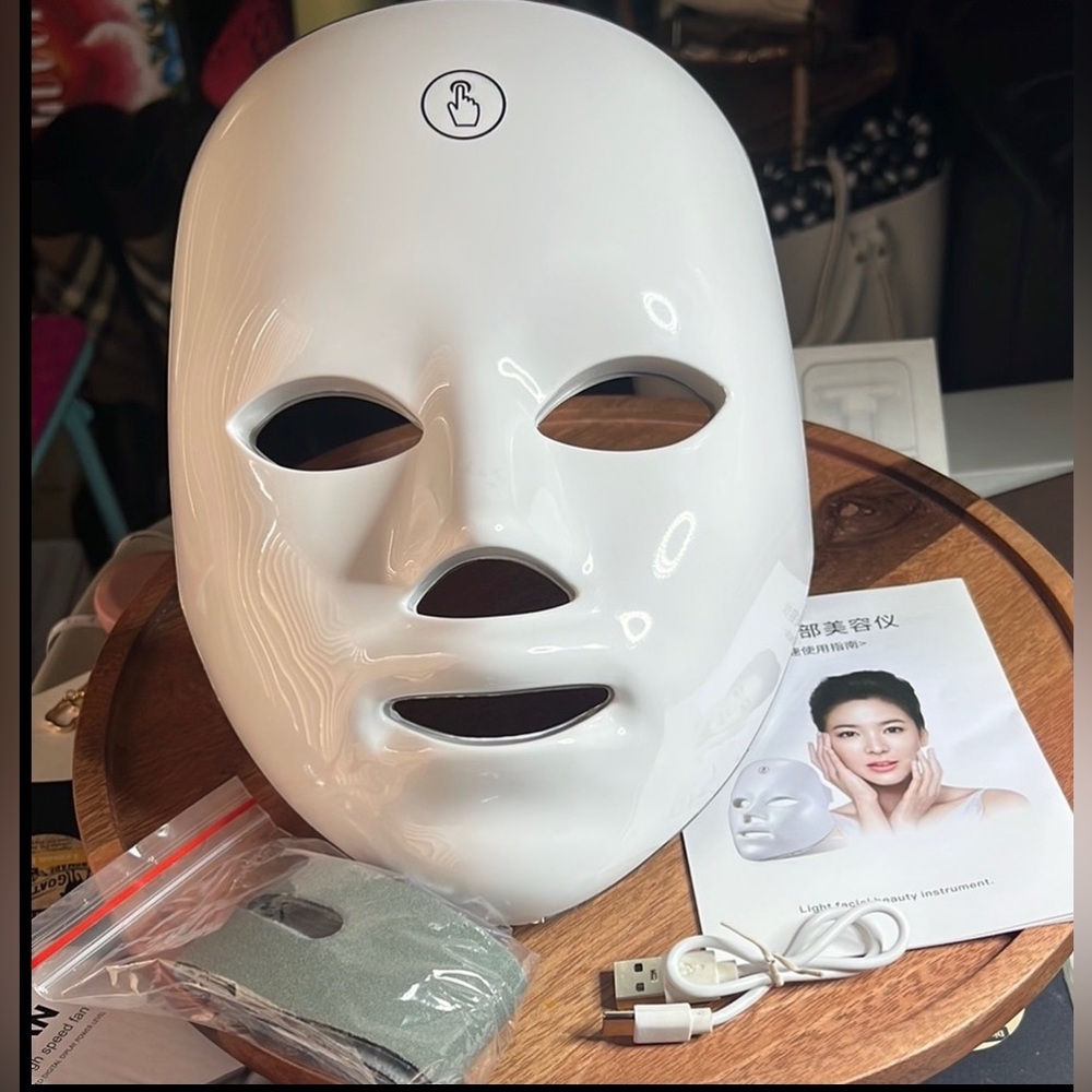 Therapy Mask